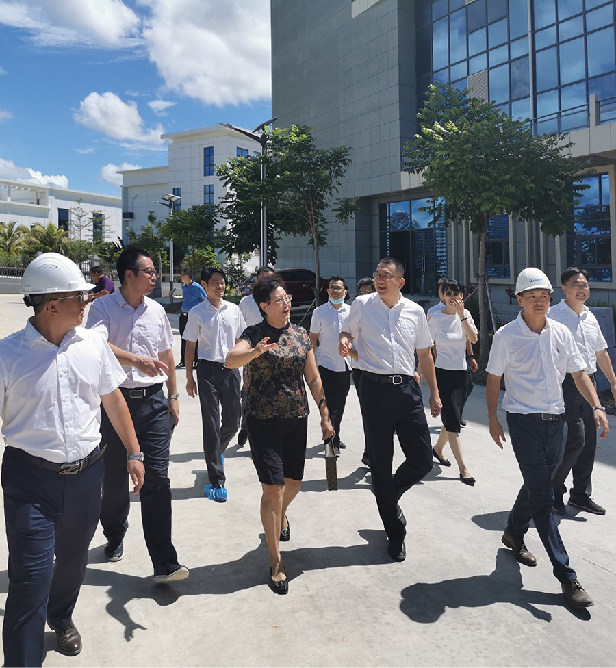 三亞崖州灣科技城管理局黨委副書記、常務副局長林海一行蒞臨百泰生物考察指導